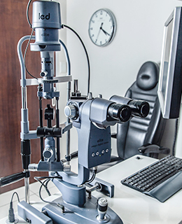 Lazuli Eye Clinic Check up Equipment